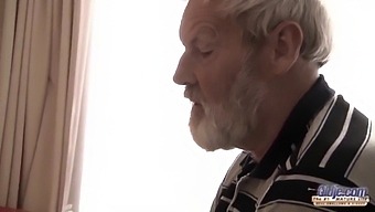 Teen Girl Gives Oral Pleasure To An Older Man In Dog Style