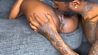Amateur Couple Enjoys Passionate Oral Sex